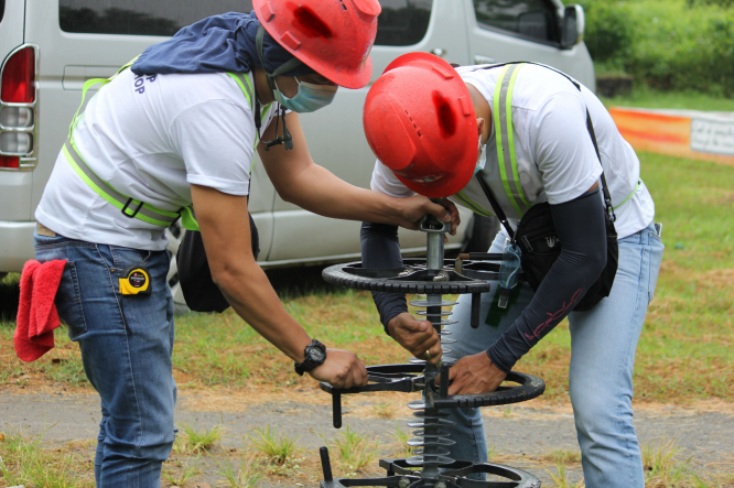 Protección contra rayos de líneas usando LLPDd69z para NGCP en Pampanga, Filipinas Protección contra rayos de líneas usando LLPDd69z para NGCP en Pampanga, Filipinas
